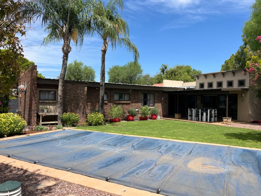 3 Bedroom Property for Sale in Middelpos Northern Cape